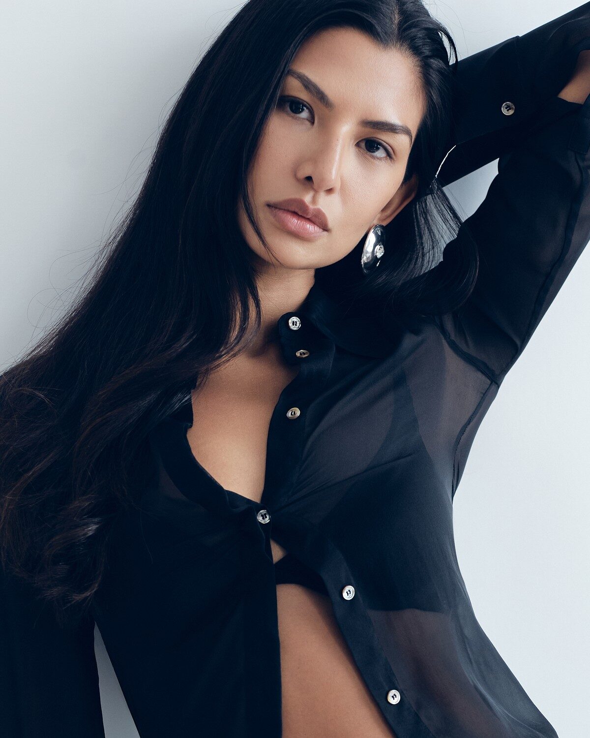 Pilar Cruz 53